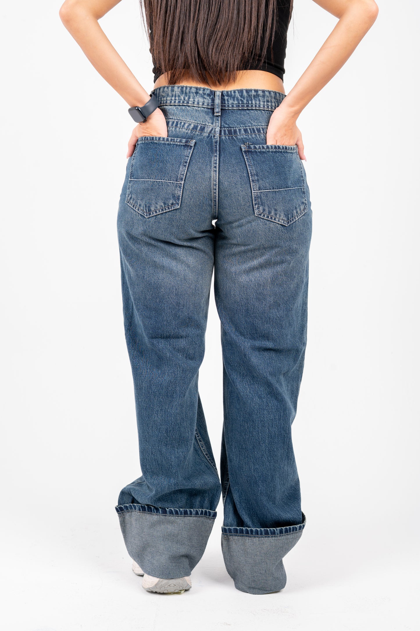 Cuffed wide leg jeans dark blue