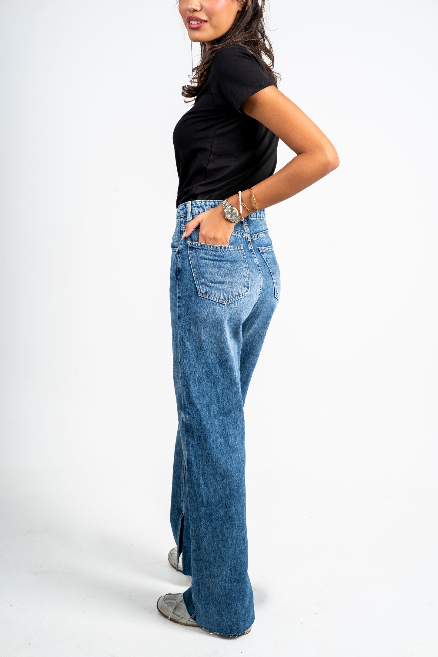 Side slit straight jeans dark blue