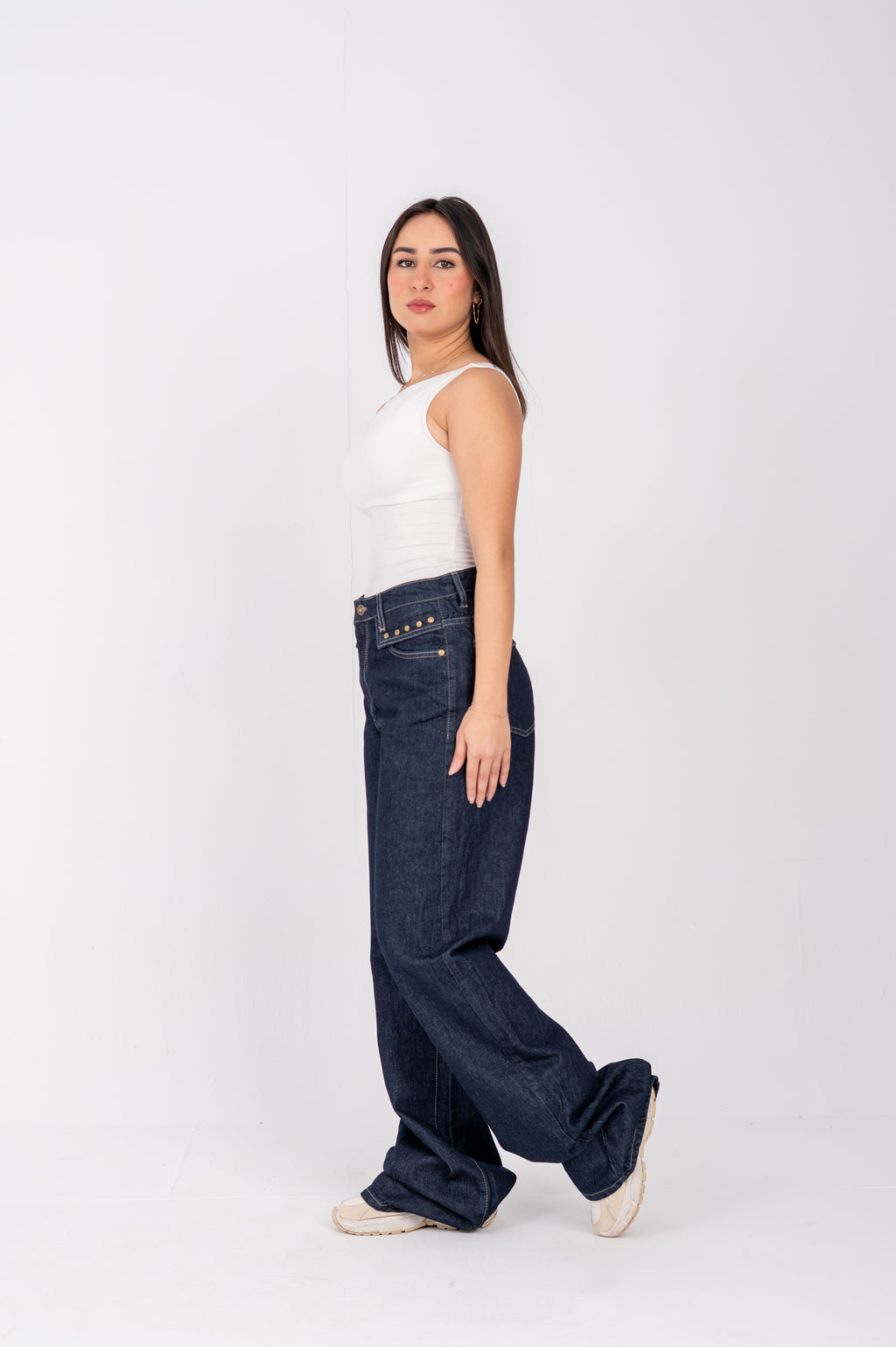 Folded waist wide leg jeans dark blue studded