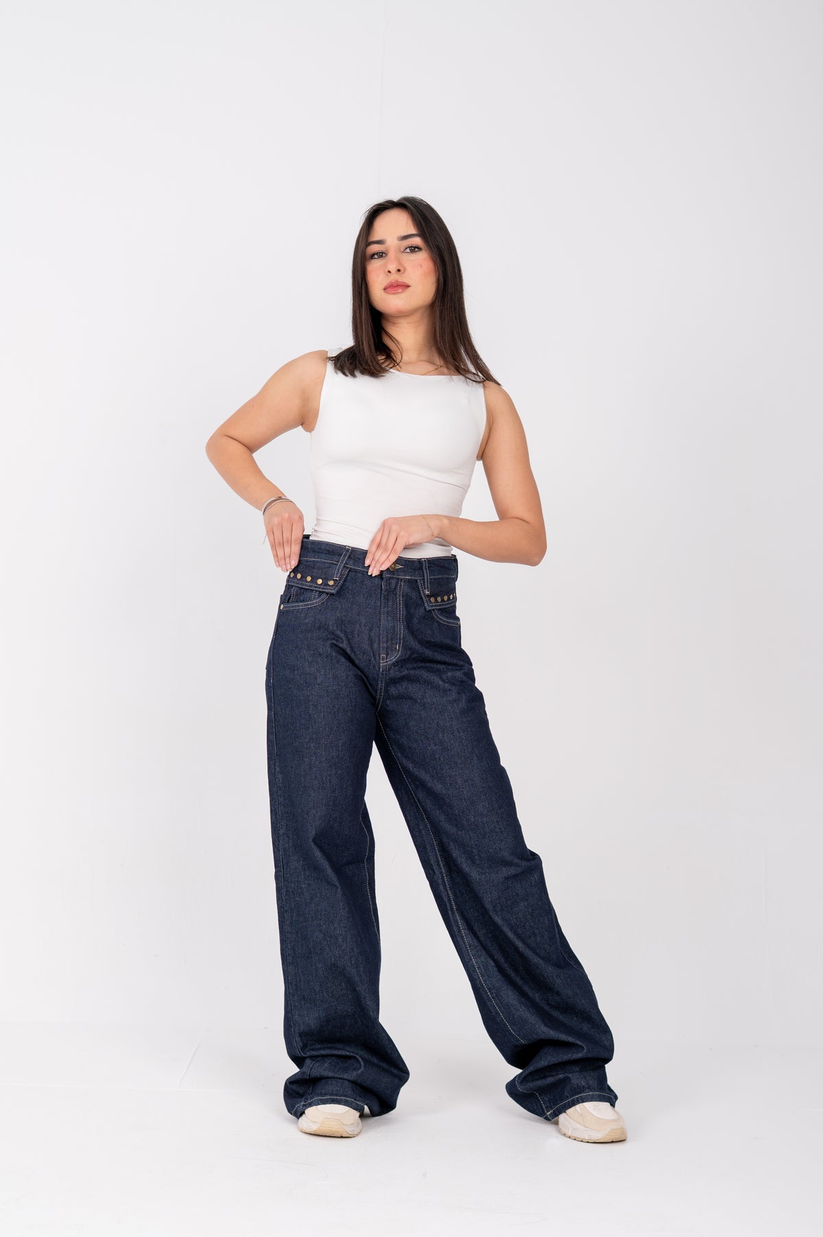 Folded waist wide leg jeans dark blue studded