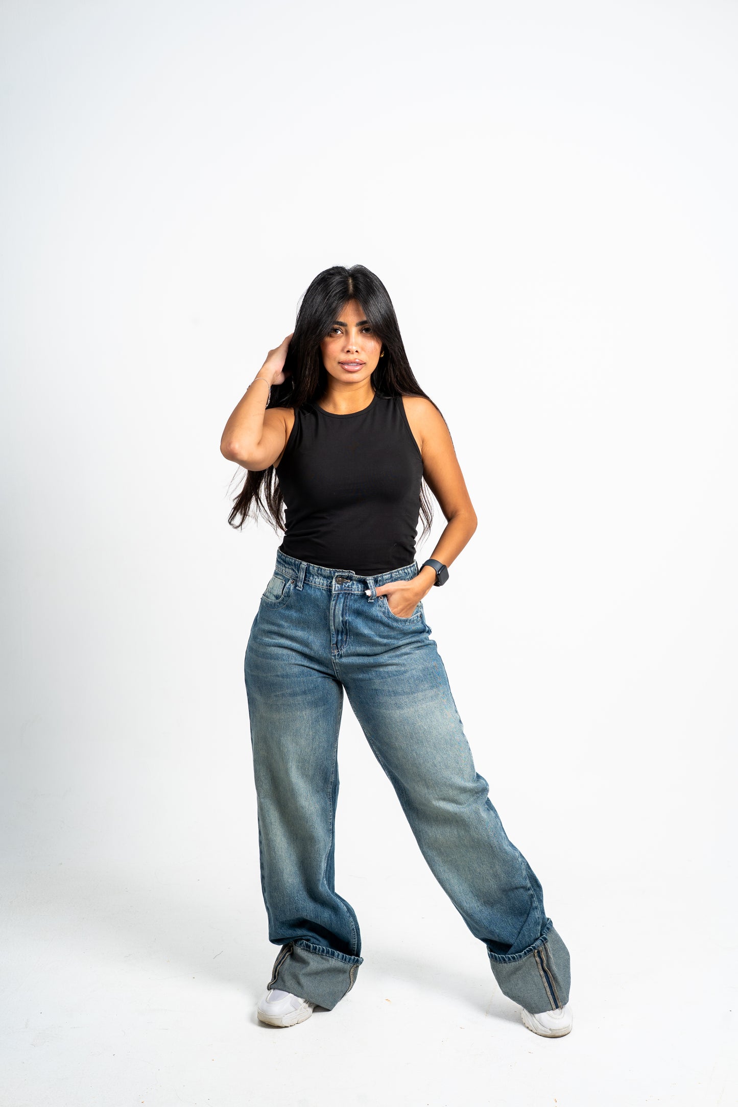 Cuffed wide leg jeans mid blue washed