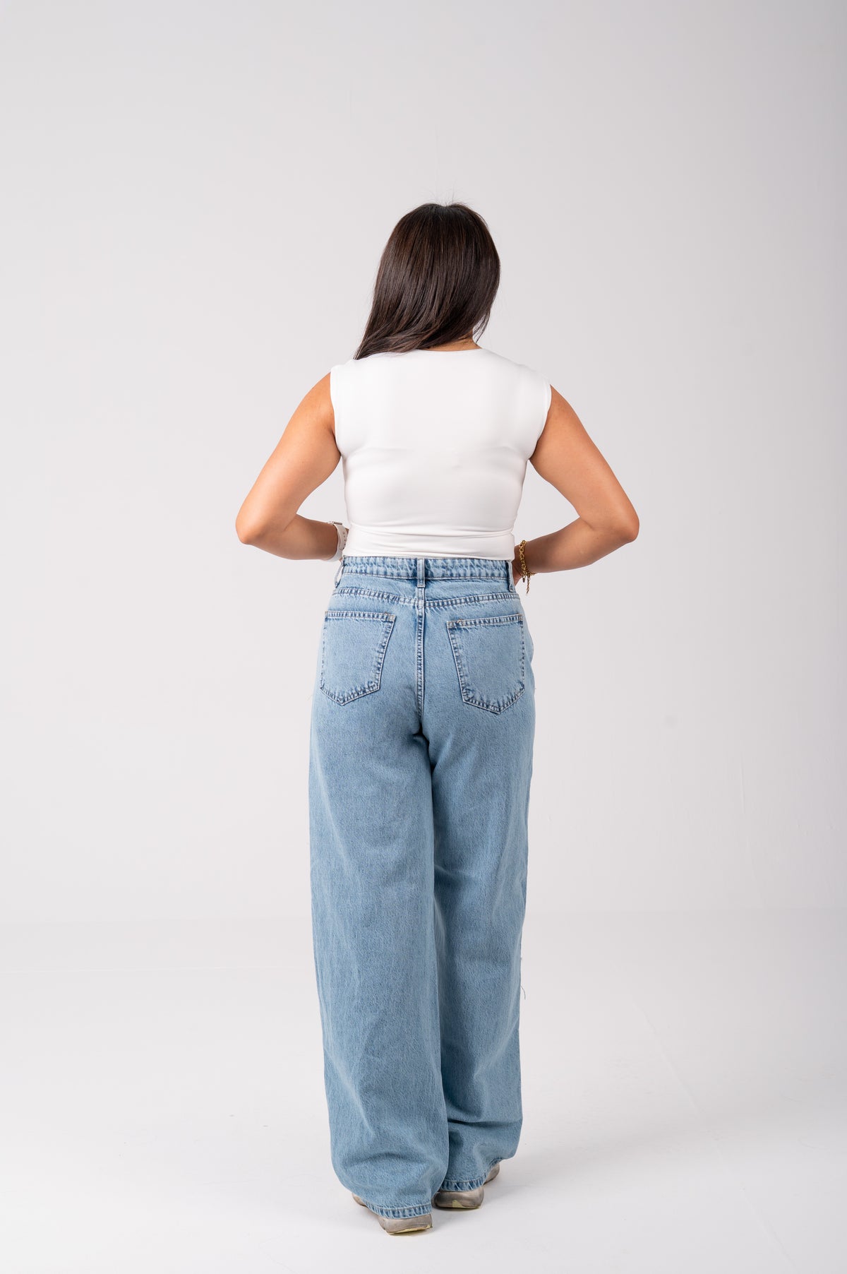 Wide leg jeans triangle cut light blue