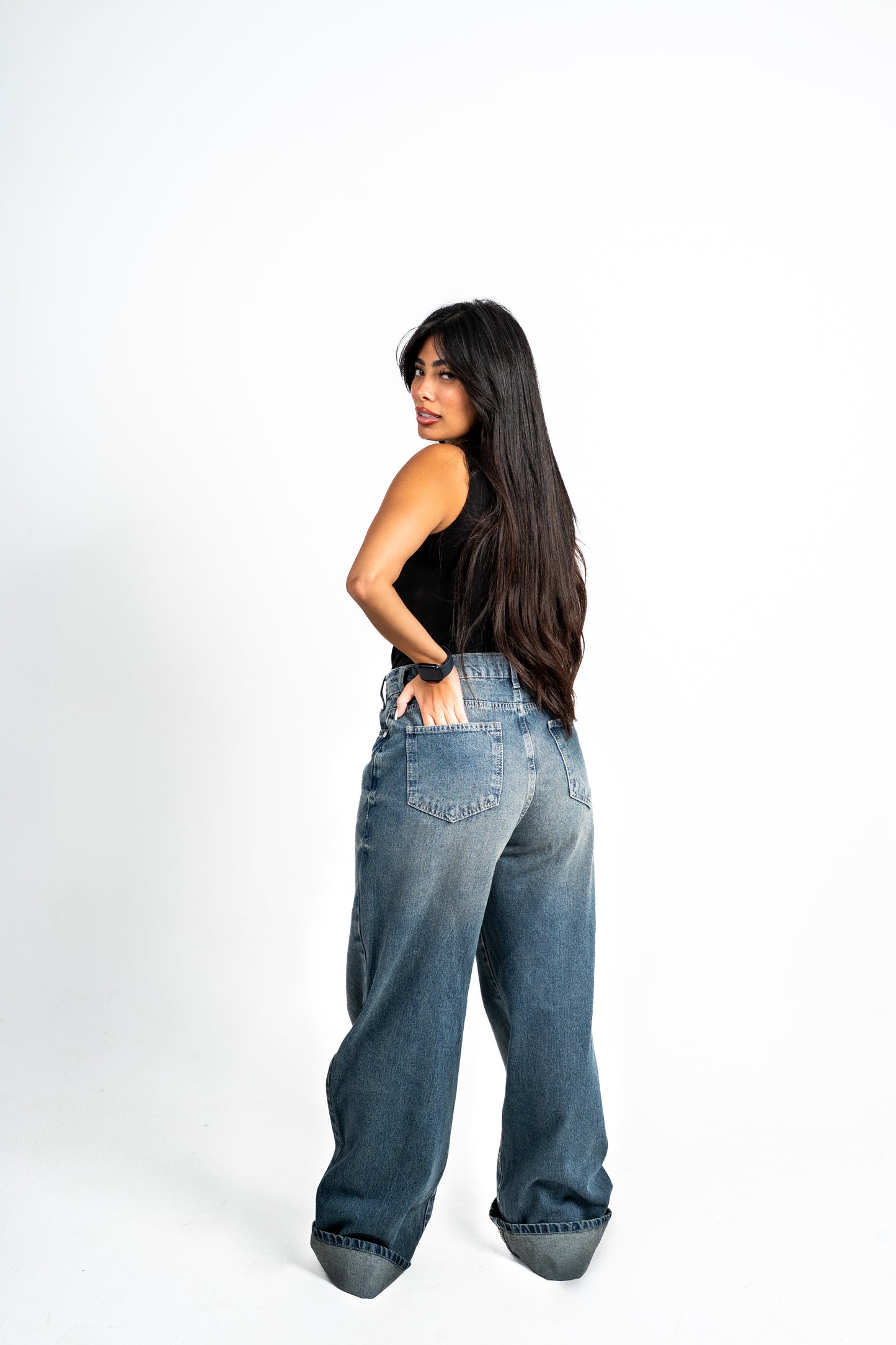 Wide leg jeans two locations mid blue washed