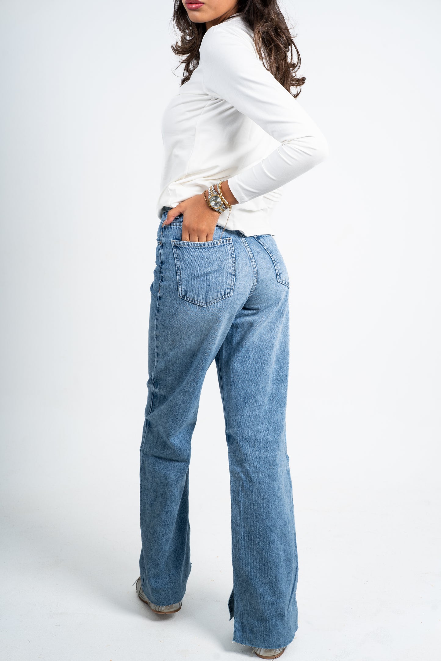 Side slit straight jeans mid blue
