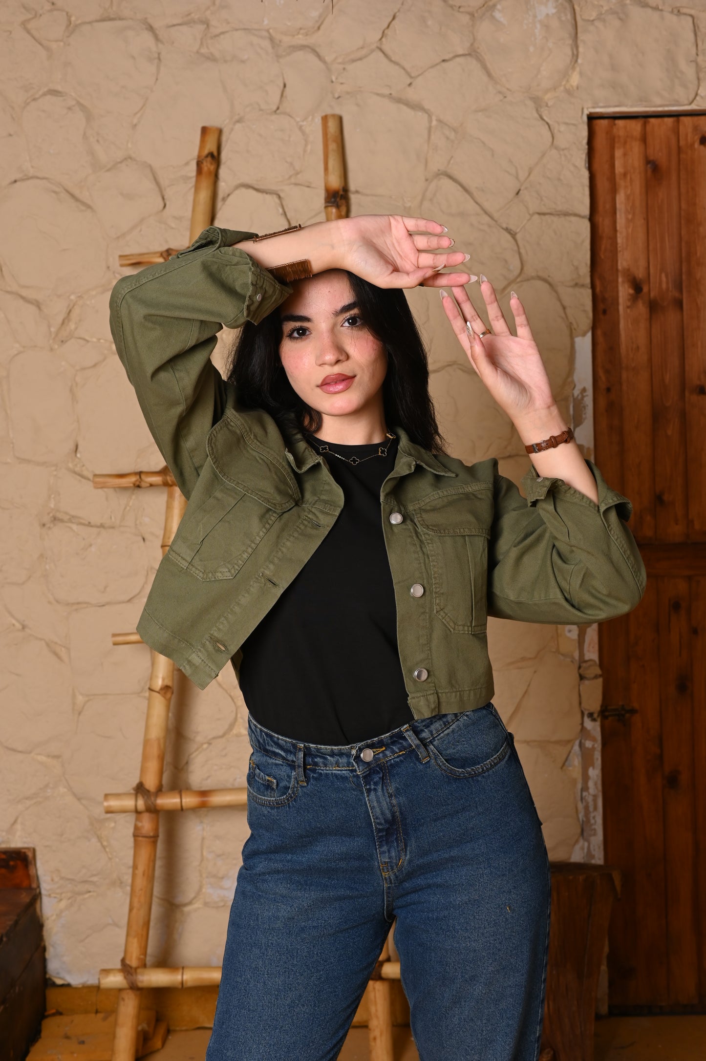 Short jacket Denim oil.
