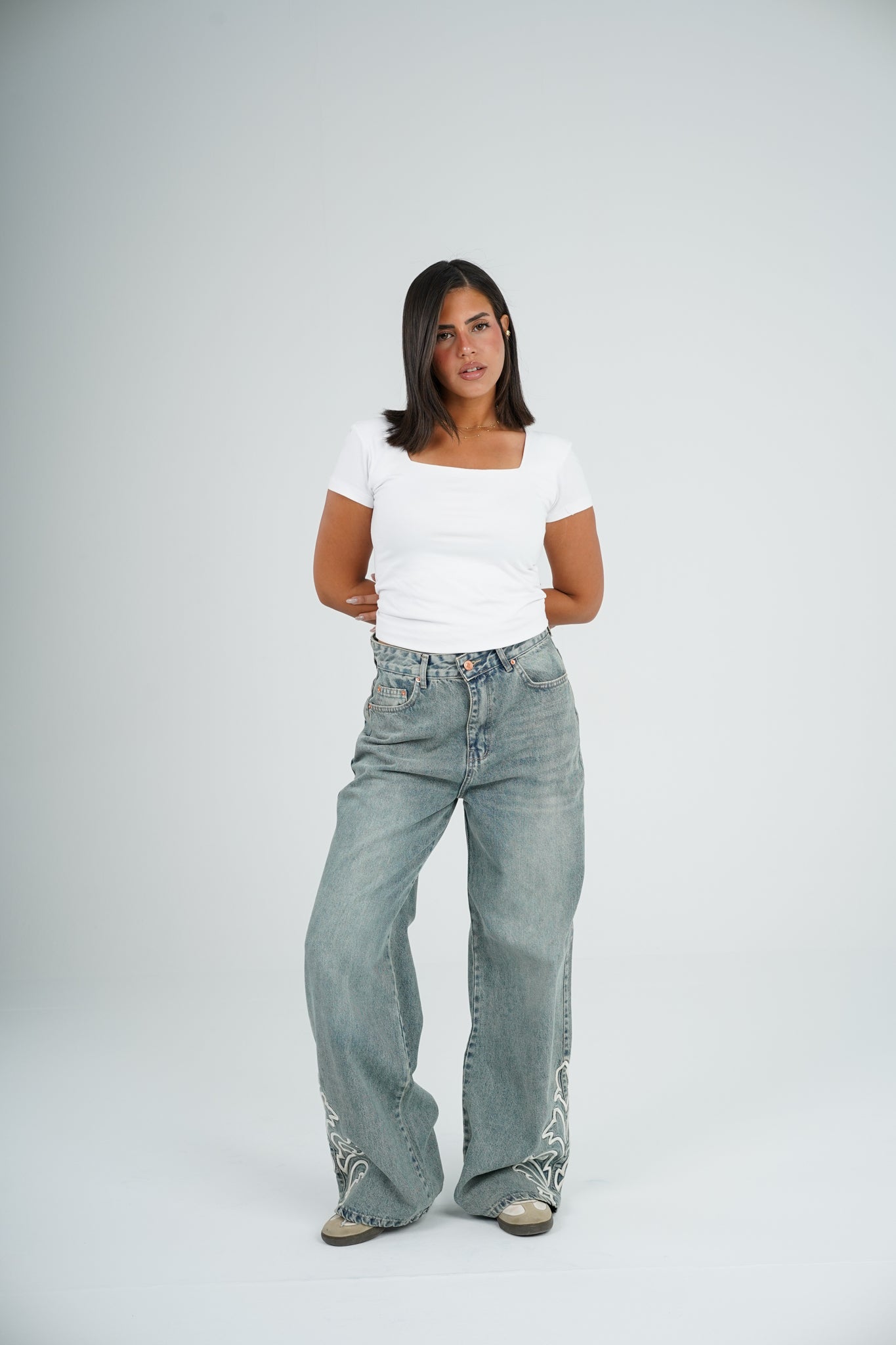 Wide leg down embroidery light Gray