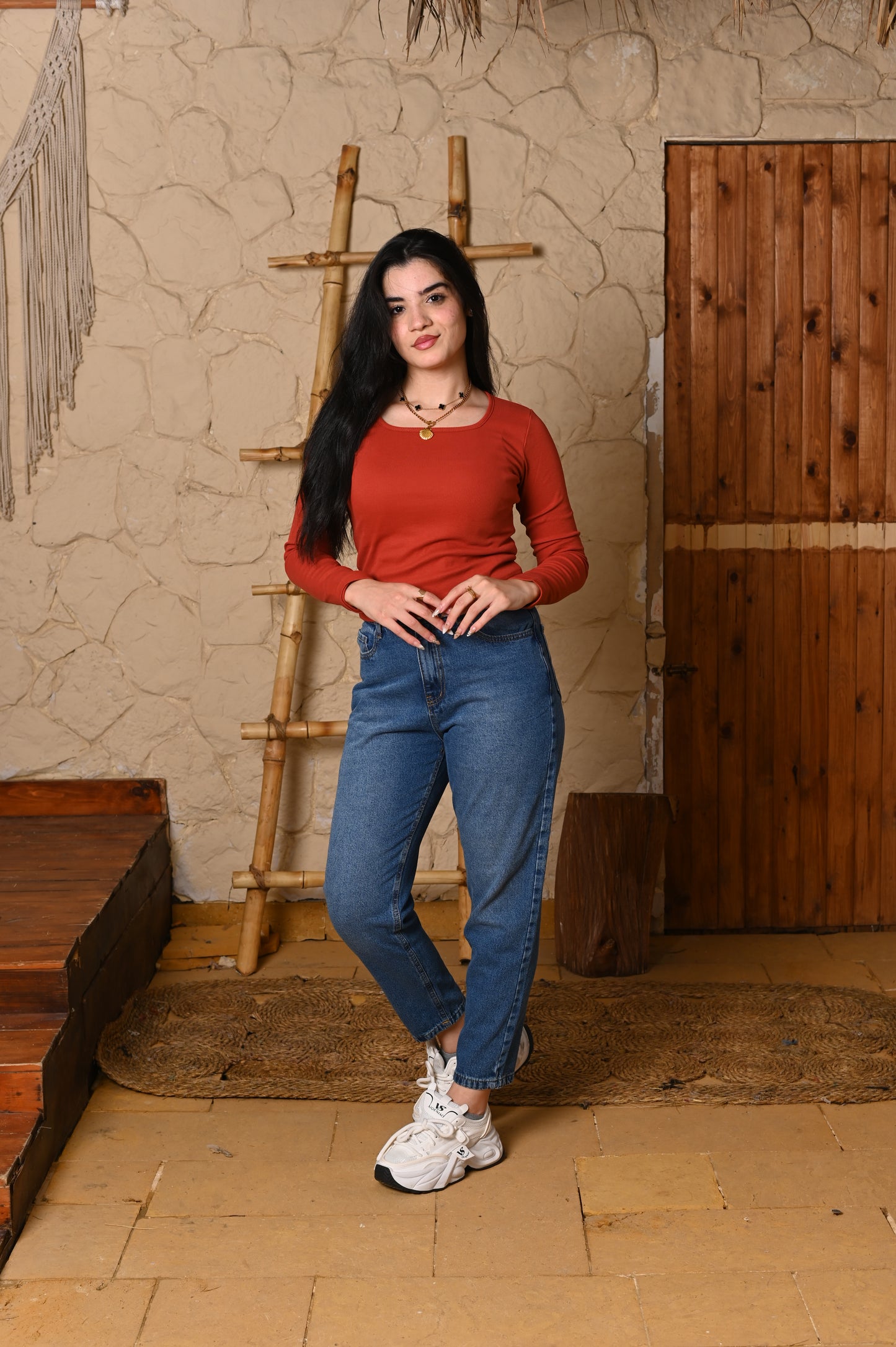 Mom fit jeans denim blue.