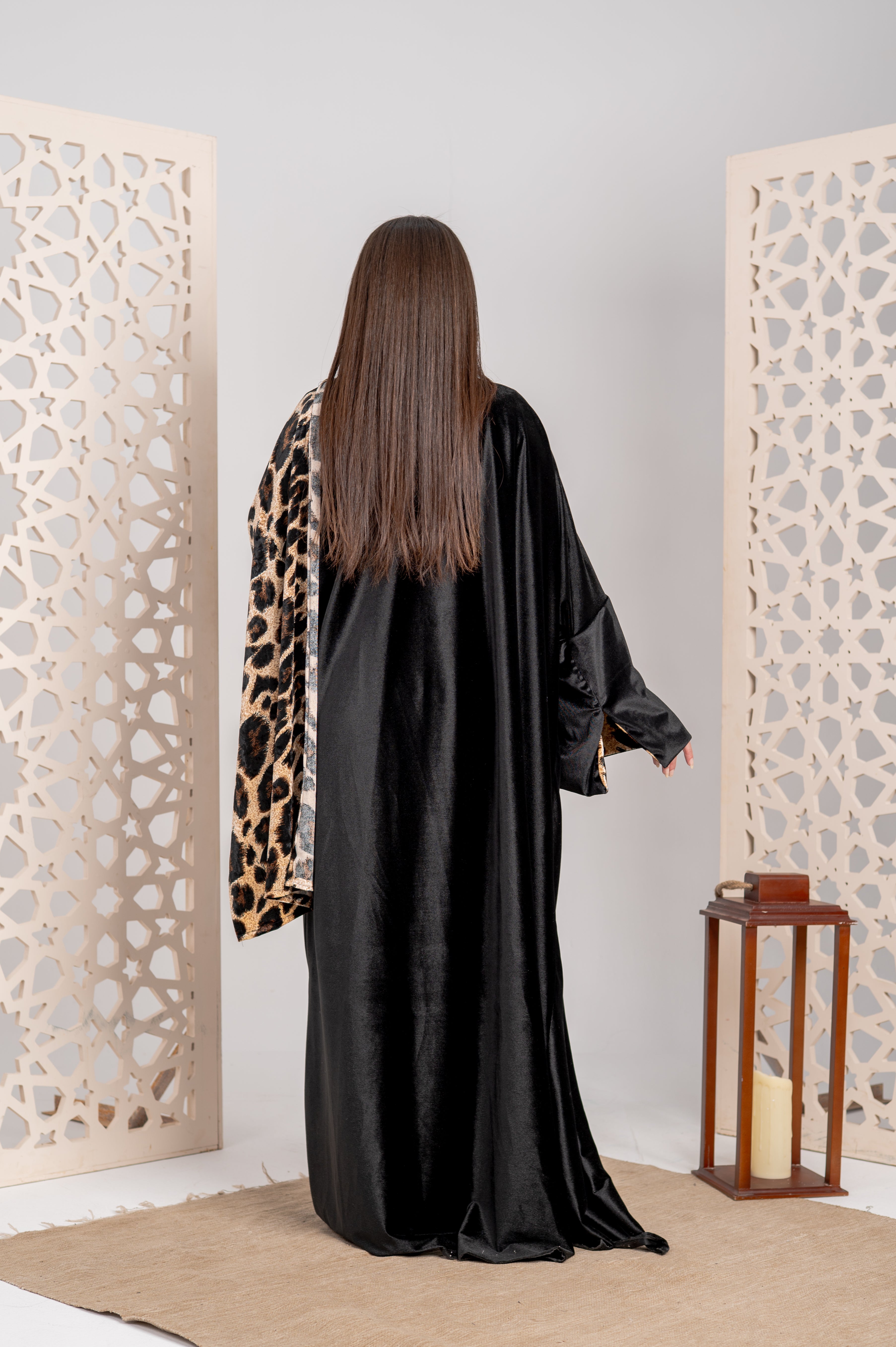 Velvet Long Cardigan with Tiger Scarf