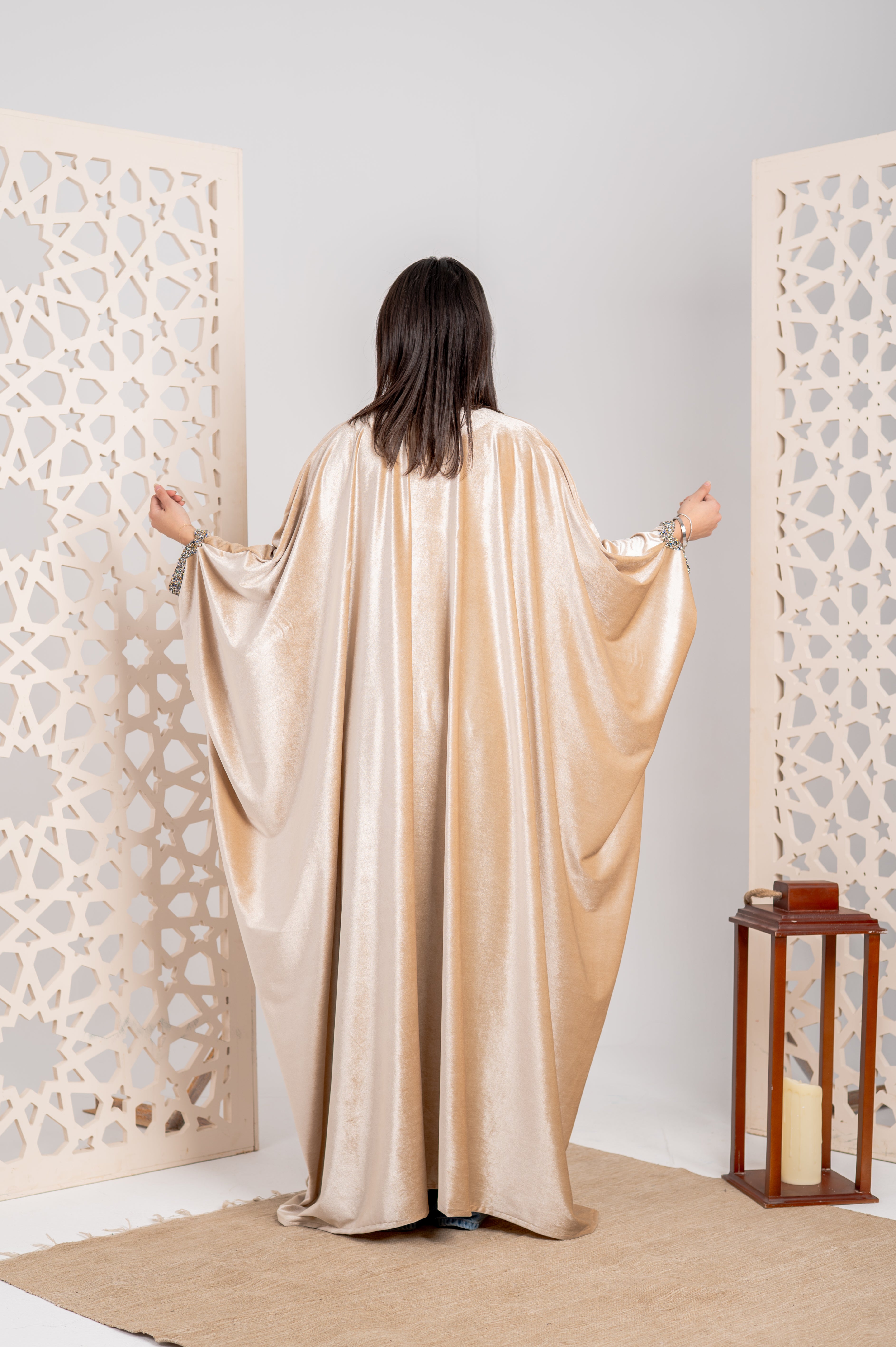 Elegant Velvet Cardigan beige  with Gelatin Trim