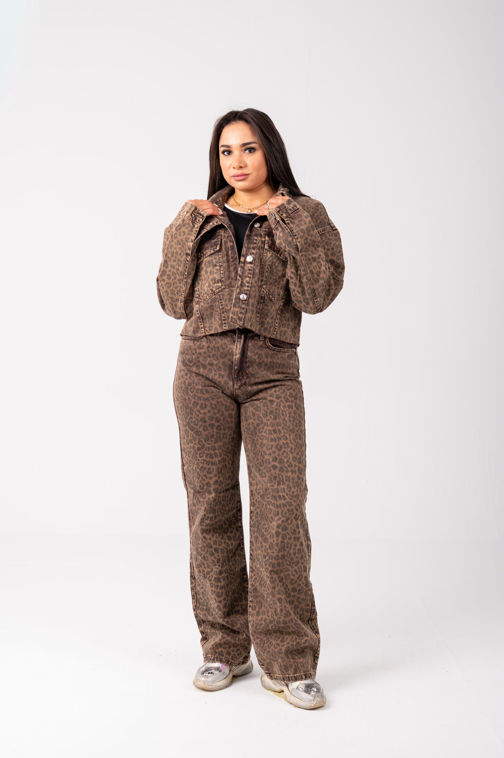 Printed set brown tiger