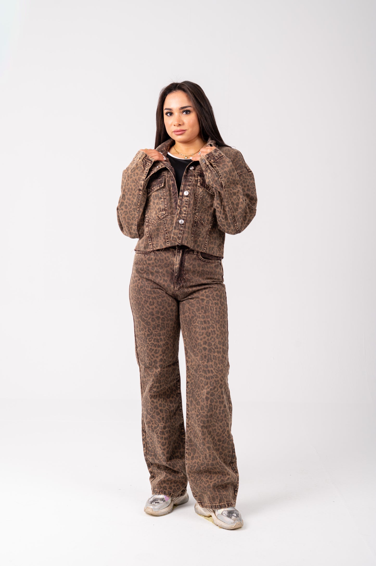 Printed set brown tiger
