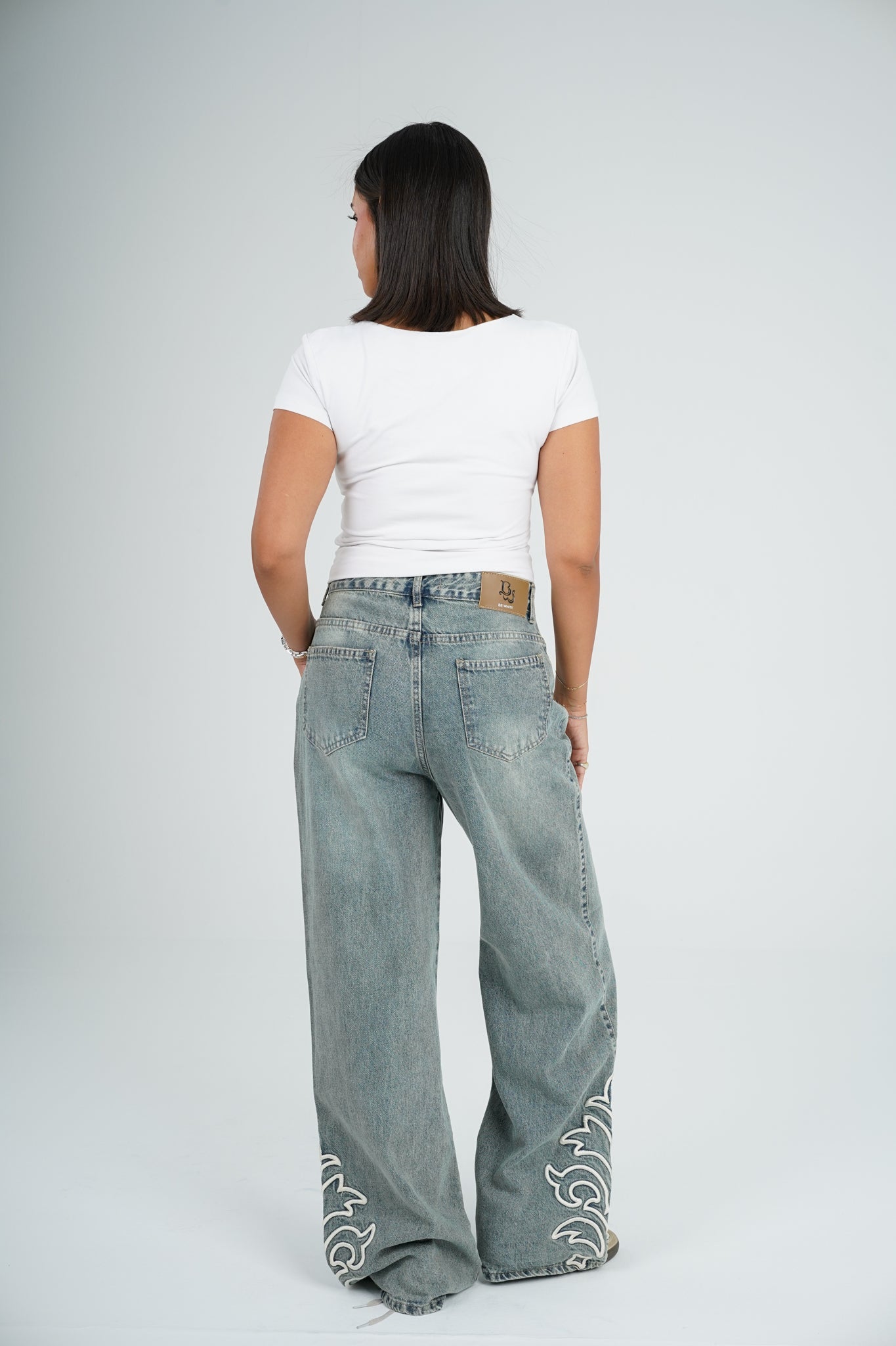 Wide leg down embroidery light Gray