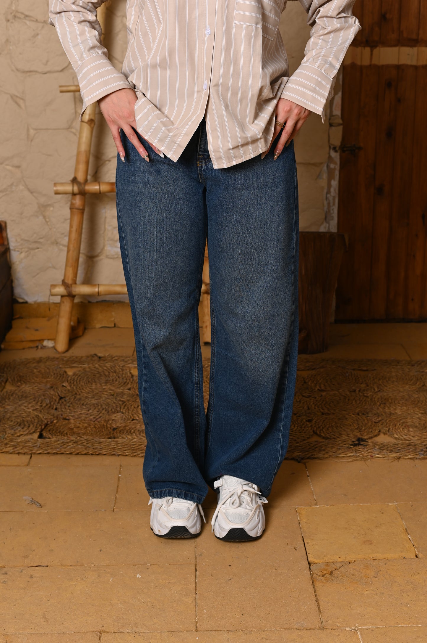 Wide leg jeans denim navy washed.