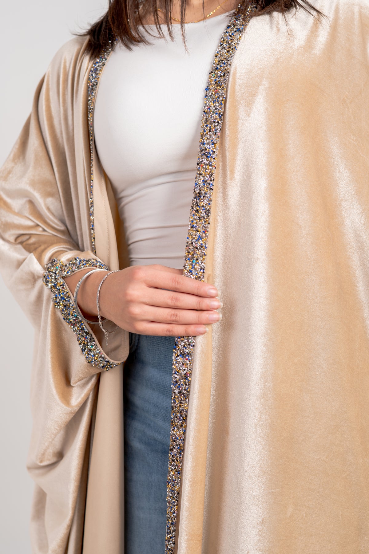 Elegant Velvet Cardigan beige  with Gelatin Trim