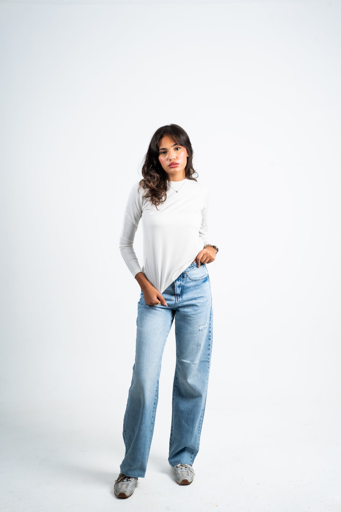 Straight unfinished jeans.