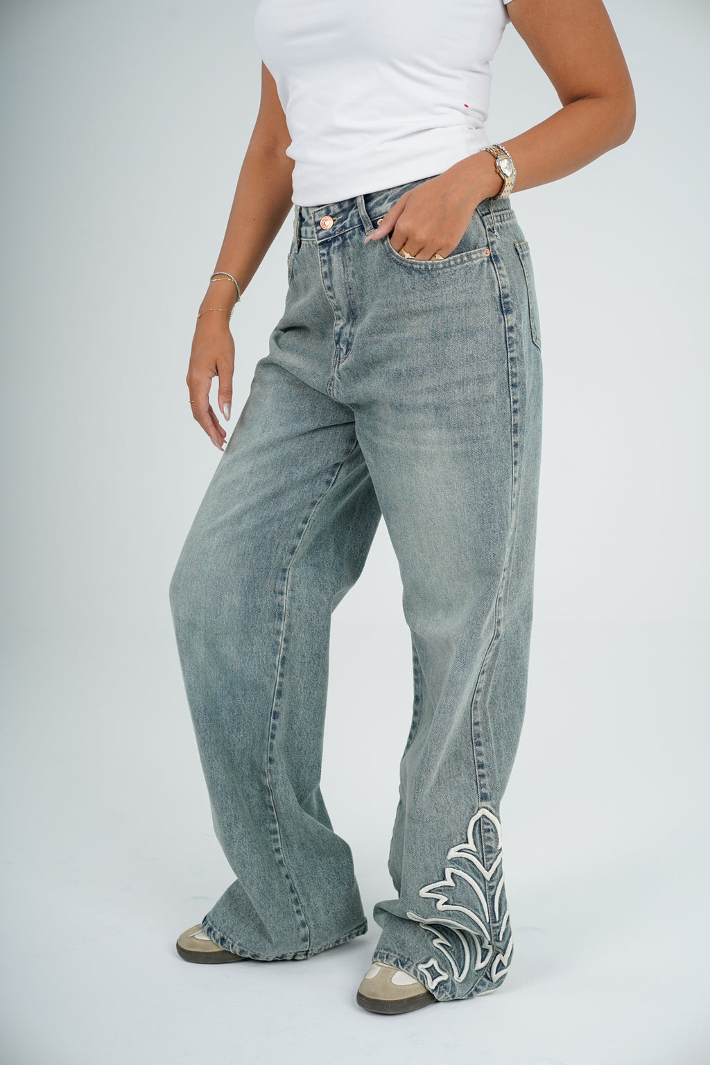Wide leg down embroidery light Gray