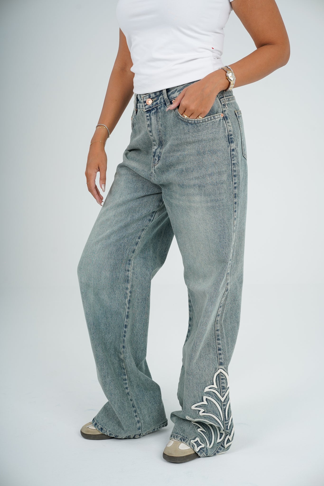 Wide leg down embroidery light Gray