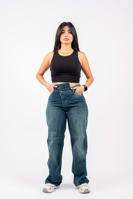 Slanted Waist mid blue washed